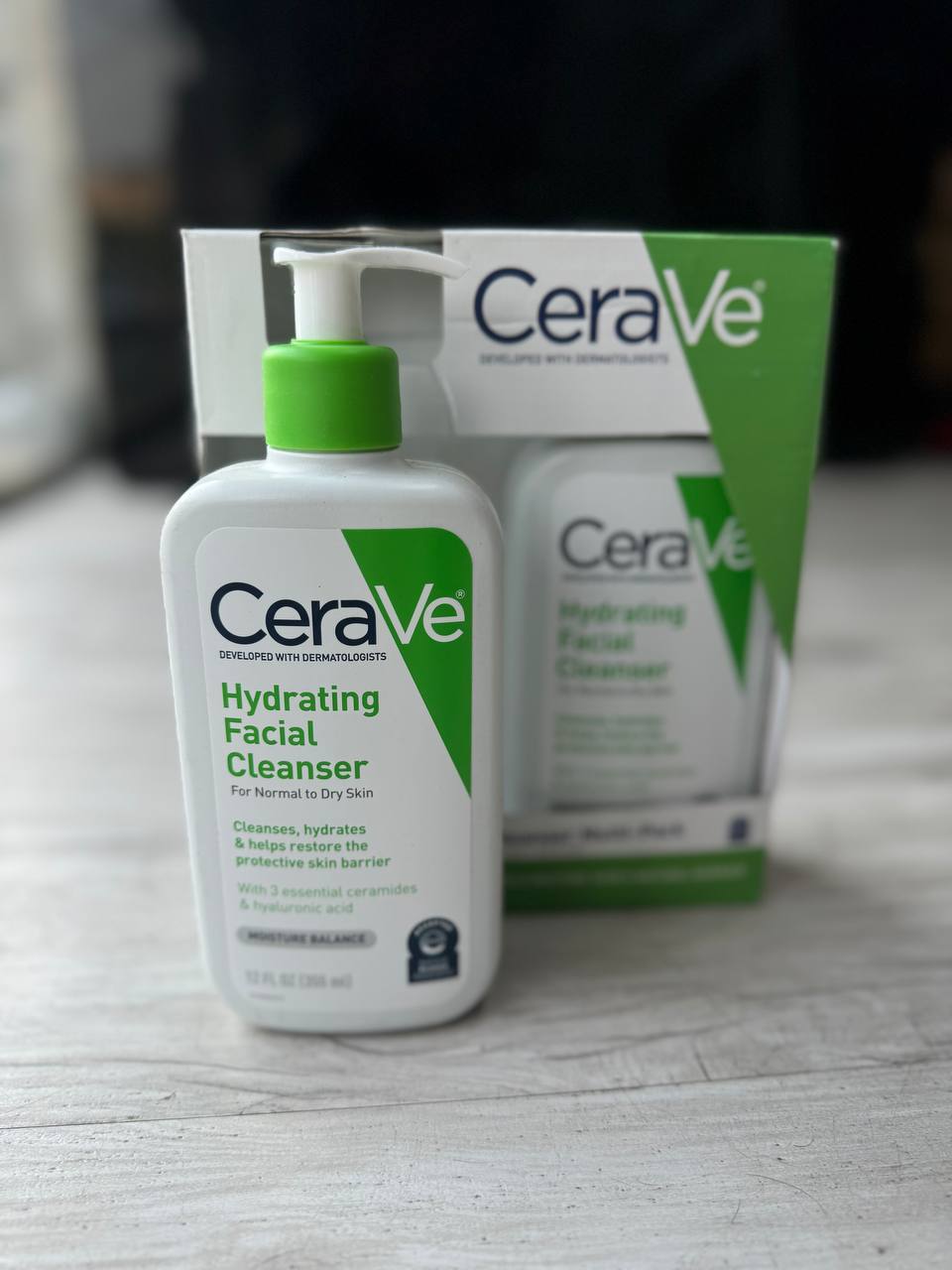 ژل شستشوی صورت CeraVe