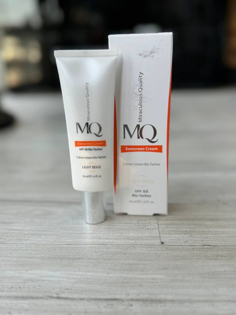 کرم ضدآفتاب MQ با SPF 50 و رنگ بژ روشن