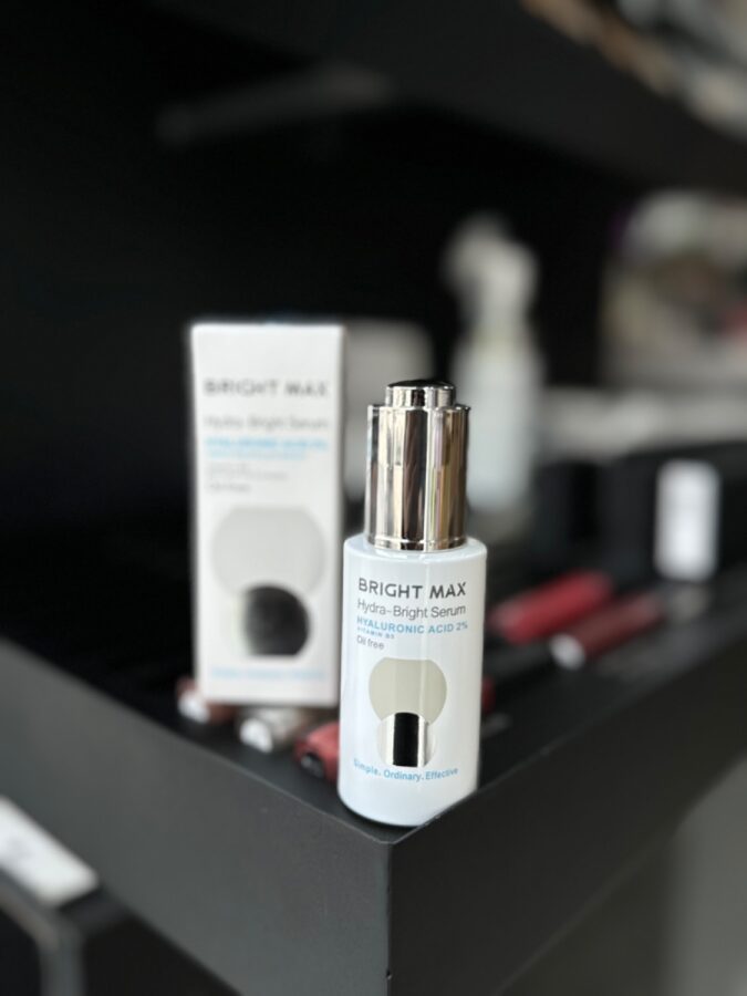 سرم روشن کننده و آبرسان برایت مکس مدل Hydra-Bright