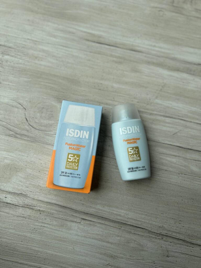 کرم ضد آفتاب ایزدین FusionWater Magic SPF50