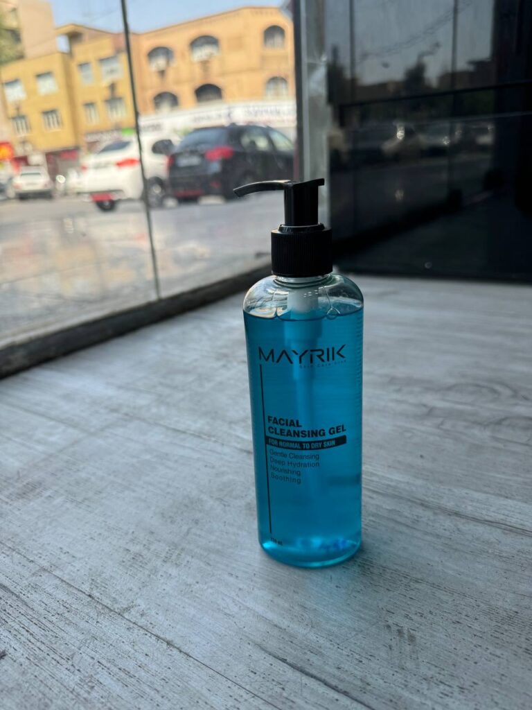 ژل شستشوی صورت Mayrik مخصوص پوست خشک و نرمال حجم 250 میل