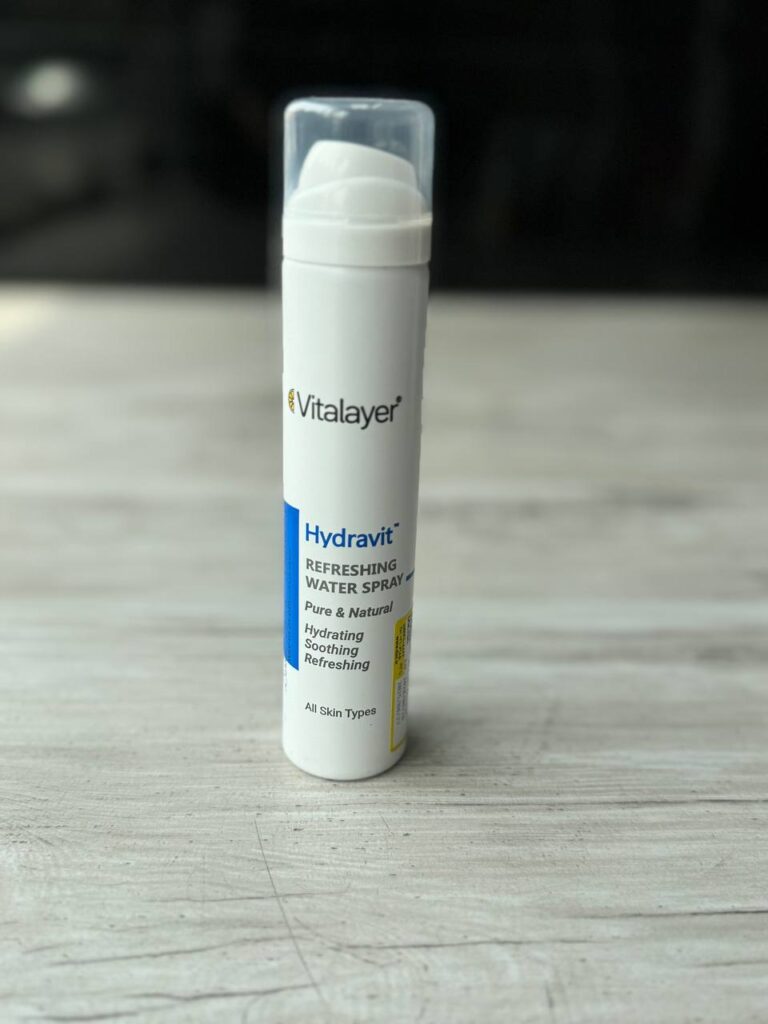 اسپری آب صورت ویتالیر مدل Hydravit مناسب انواع پوست