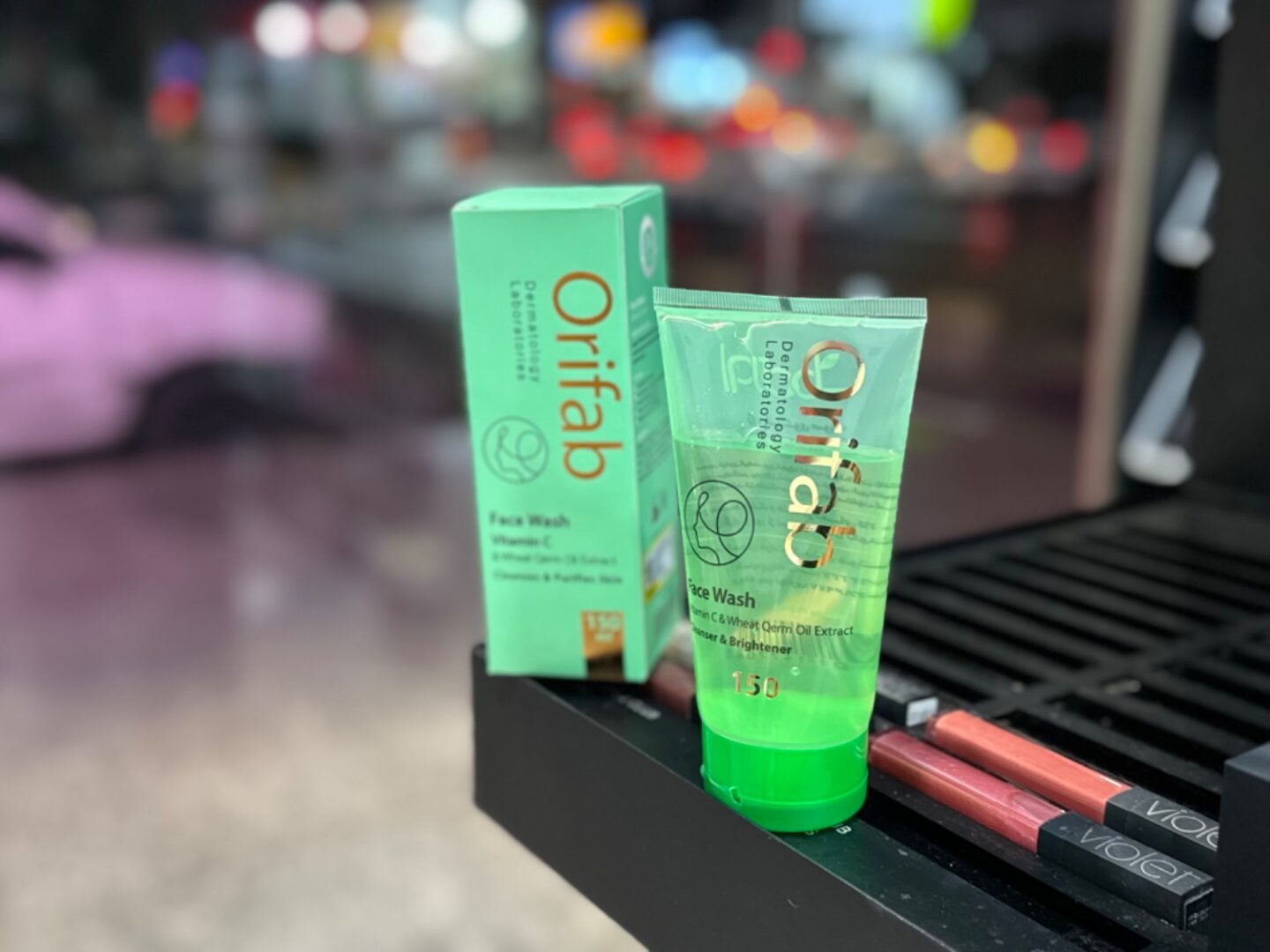 مرطوب کننده صورت اوریفاب مرطوب کننده صورت اوریفاب
